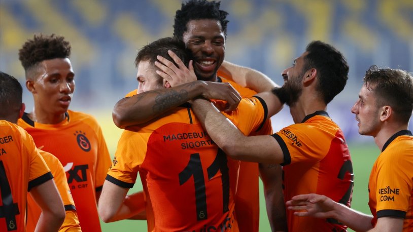 Galatasaray zirve takibini sürdürüyor!