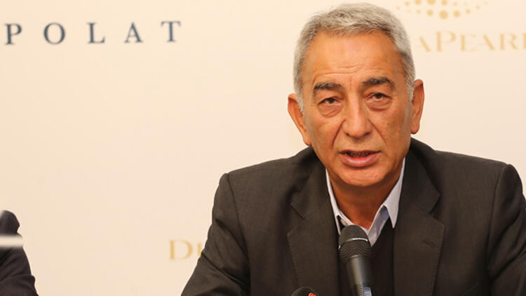 Galatasaray'da 2008 ile 2011 yılları arasında başkanlık görevini yürütmüştü... Adnan Polat'tan adaylık açıklaması