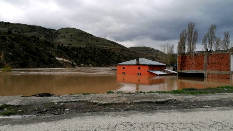 HES yüzünden sular altında kalmıştı... Karakurt Köyü'ne verilen sözler tutulmadı