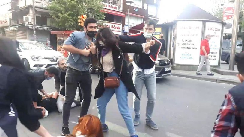 COVID-19 testi pozitif çıkan üniversiteliyi arkadaşlarıyla birlikte nezarette tuttular