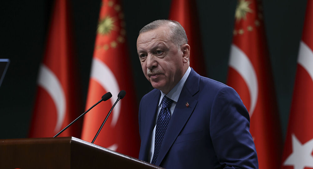 AKP'li yazardan iktidara şok sözler! 'Hükümetin politikalarını destekleyen biriyim ama onaylamam mümkün değil!'