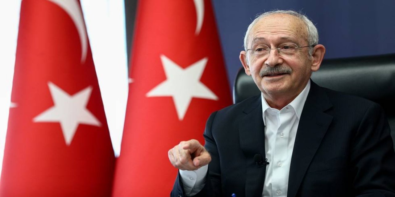 Kemal Kılıçdaroğlu, sosyal medya akımına katıldı İşte CHP liderinin 20 yaşındaki fotoğrafı!