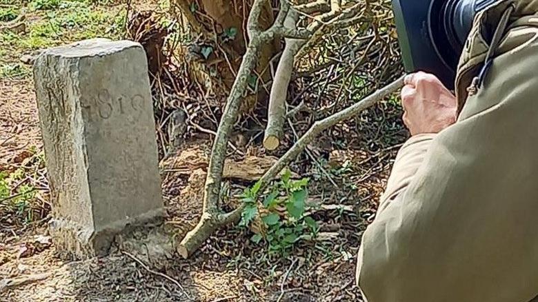 Çiftçinin yerinden oynattığı taş, iki ülkenin sınırını değiştirdi