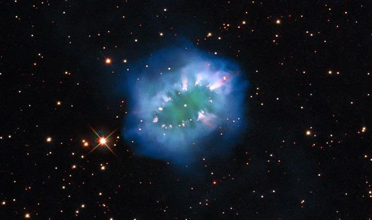 NASA görüntüledi! İki yıldızın çarpıcı dansı