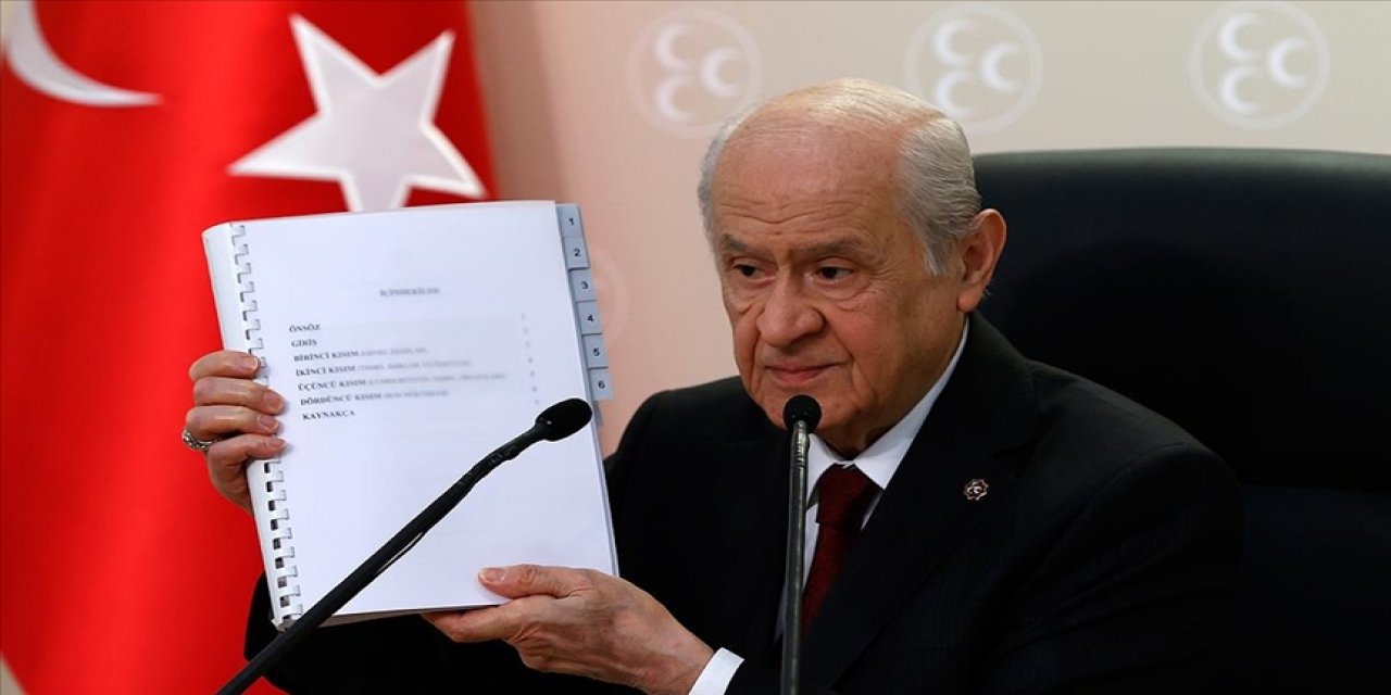 MHP'nin hazırladığı anayasa çalışmasında dikkat çeken ayrıntı!  Erdoğan'a "MB" mesajı!