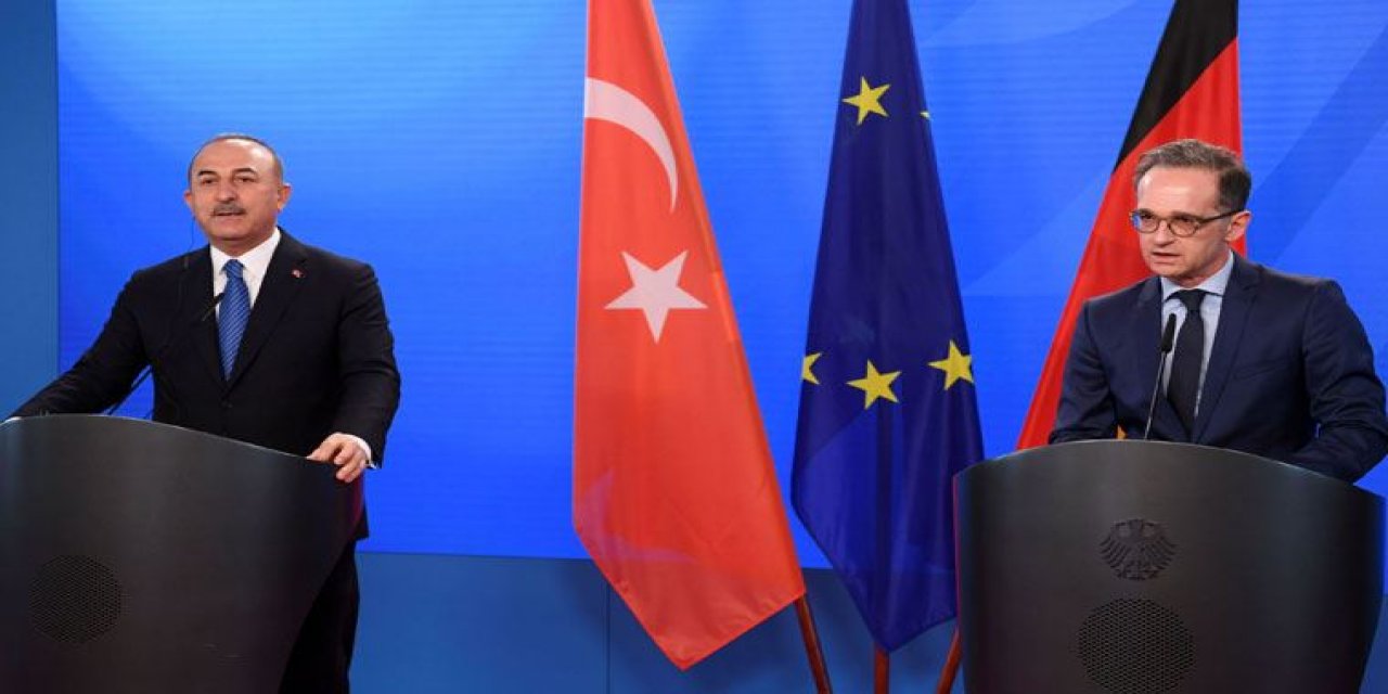 Mevlüt Çavuşoğlu'ndan Avrupa'ya "aşı" vaadi! "Turistin görebileceği herkesi aşılayacağız"