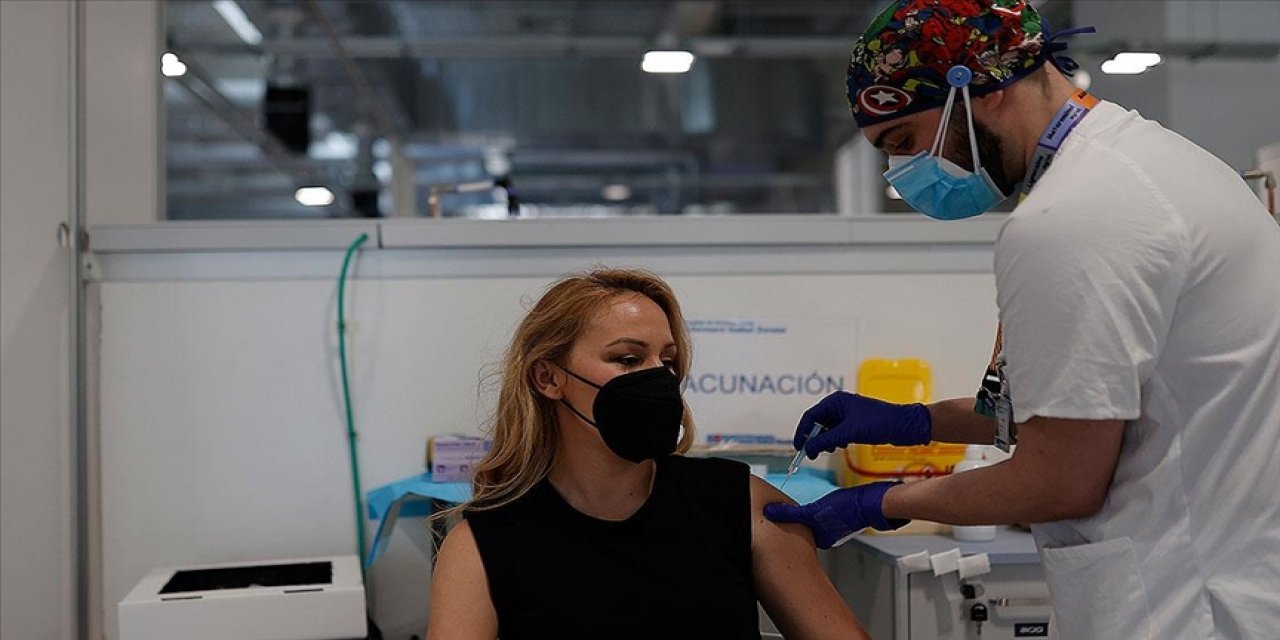 Koronavirüs aşılarında yeni dönemin kapısı aralandı! ABD koronavirüs aşıları üzerindeki "fikri mülkiyet haklarını" kaldırmayı gündemine aldı