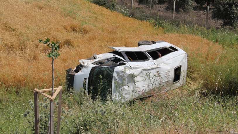 Hatay'da askerleri taşıyan minibüs devrildi