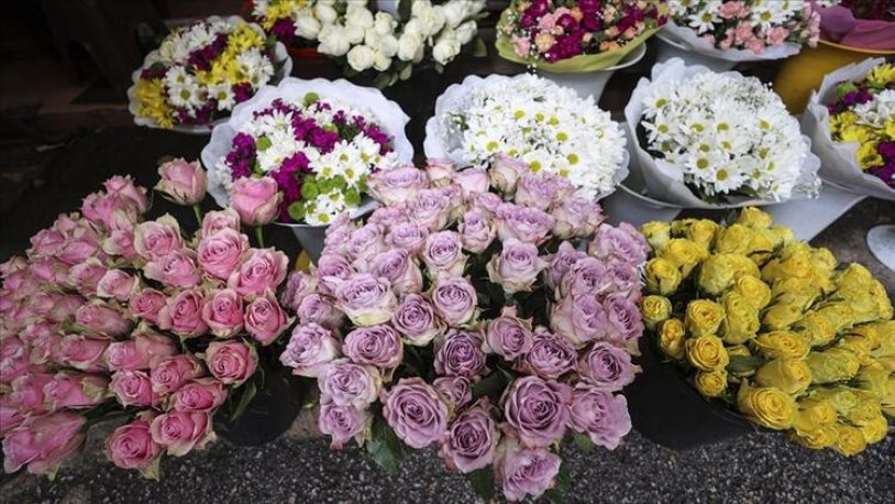Anneler Günü'nde çiçekçiler açık mı? İşte 9 Mayıs çiçekçilerin çalışma saatleri...