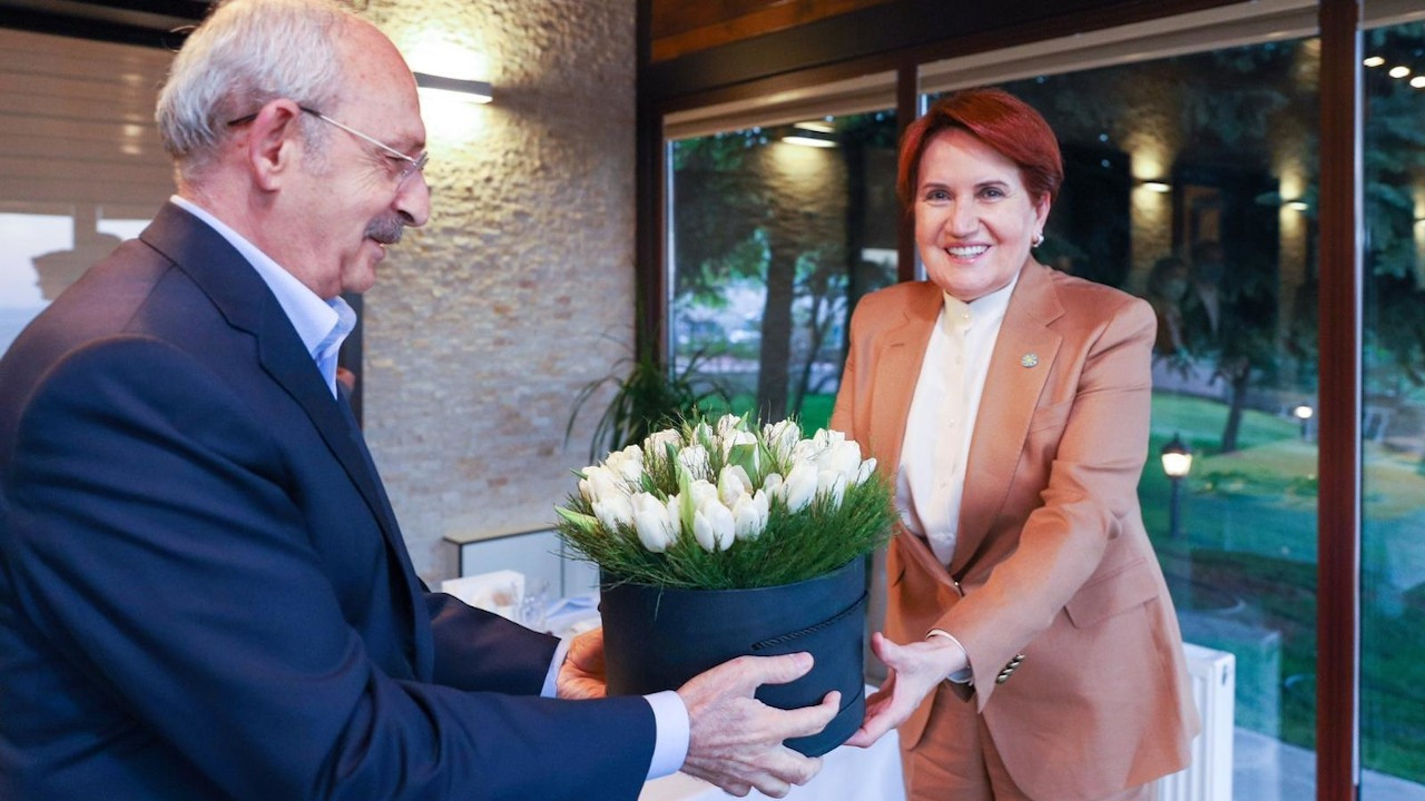 Liderlerin iftar masaları tartışma yarattı... CHP'li Tuncay Özkan'dan dikkat çeken paylaşım!