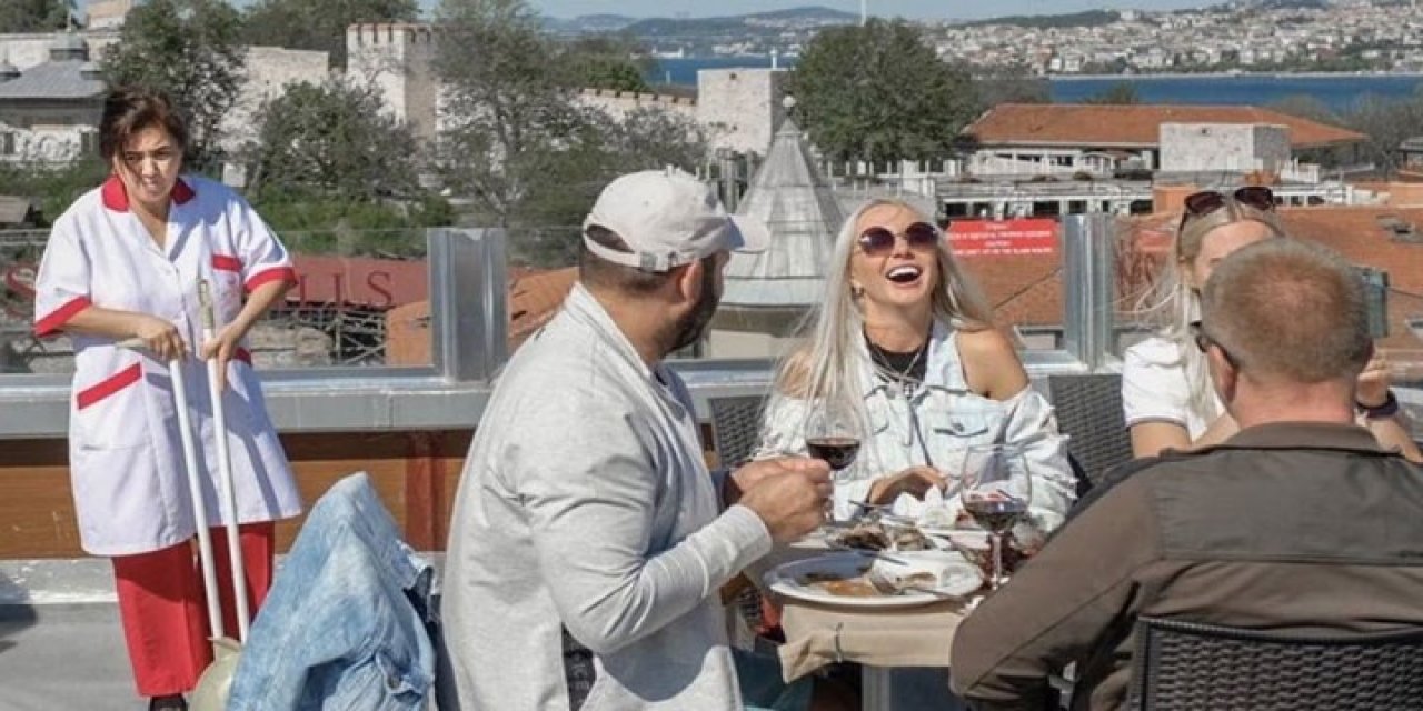 "Vicdanı olan herkes buradaki sınıfsal çatışmayı görür" BBC Türkçe’deki tartışma yaratan bu fotoğrafın hikayesini, fotoğrafı isim anlattı…