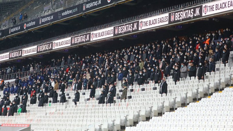 Beşiktaş taraftarı tam kapanmada stadyuma akın etti!