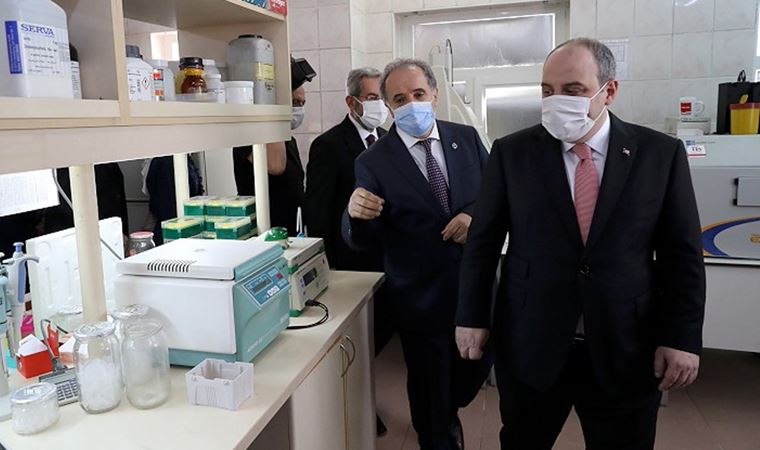 Bakan Varank 'yerli aşı' için tarih verdi! İşte ayrıntılar...