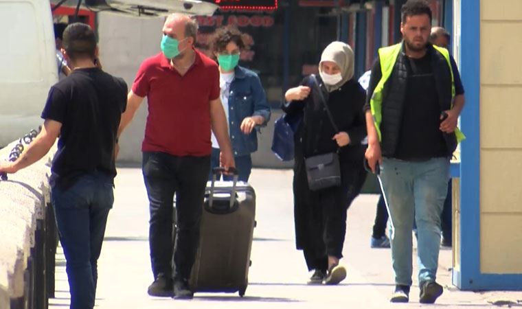Korona göçü başladı! Otobüslerde korkutan kalabalık...