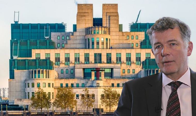 İngiliz İstihbarat Alma Servisi Başkanı Moore&#039;dan Beşiktaş&#039;a kutlama