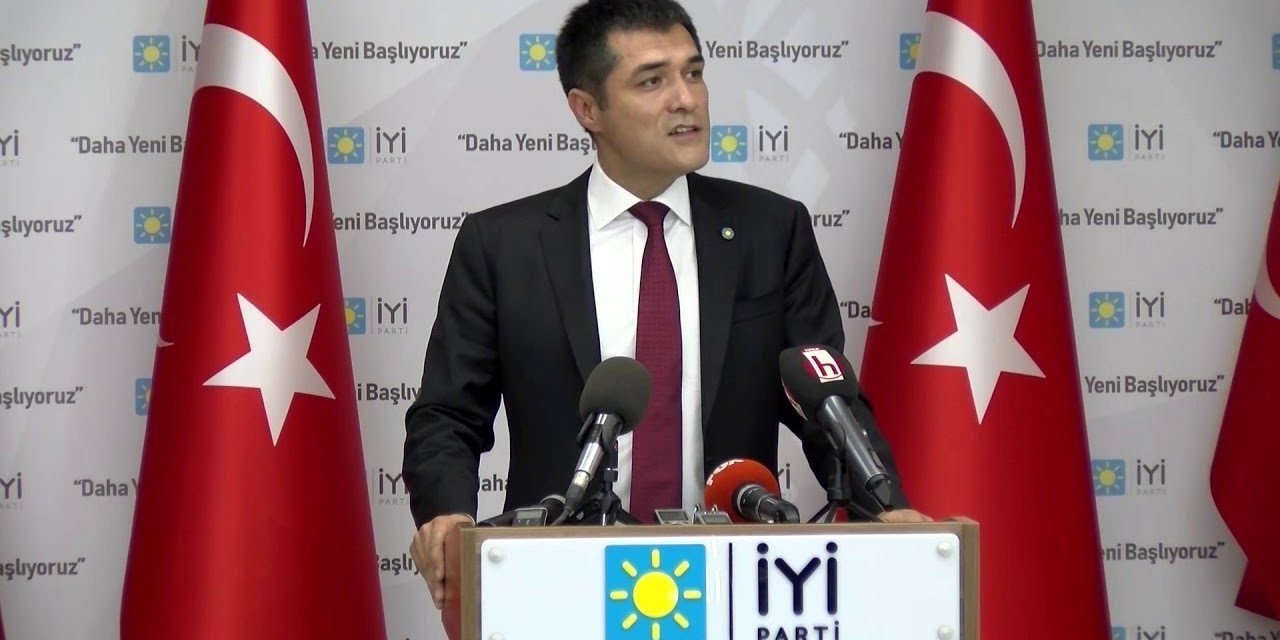 Buğra Kavuncu'dan Ümit Özdağ'a sert sözler!