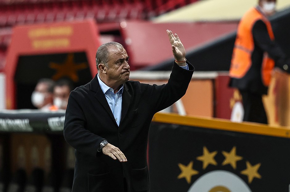 Sözleşmesinin uzayıp uzamayacağı belirsizliğini koruyor! İşte Fatih Terim'in Galatasaray'da kalmak için tek şartı