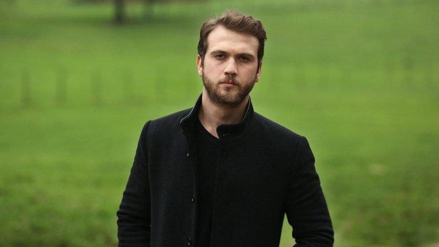Aras Bulut İynemli'den büyük gaf! Bayramları karıştırdı
