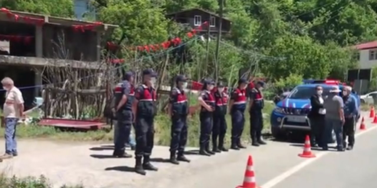 Direnişçi köylülere destek için gitmişti... Meral Akşener'in İkizdere ziyaretinde arbede!
