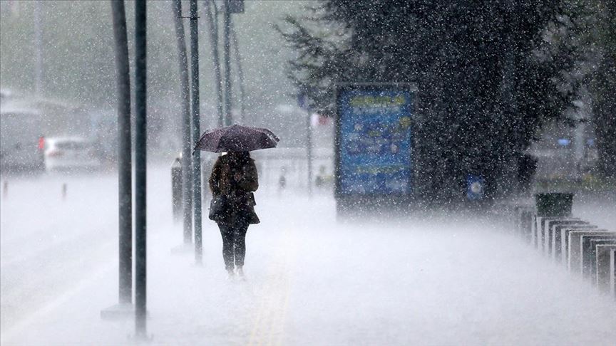 Meteoroloji saat verdi ve uyardı! Marmara'ya sağanak yağış geliyor