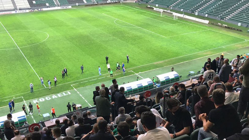 Stadyumda belirlenen kişi sayısı olması gerekenden fazla olunca... TFF temsilcisi maçı başlatmadı!