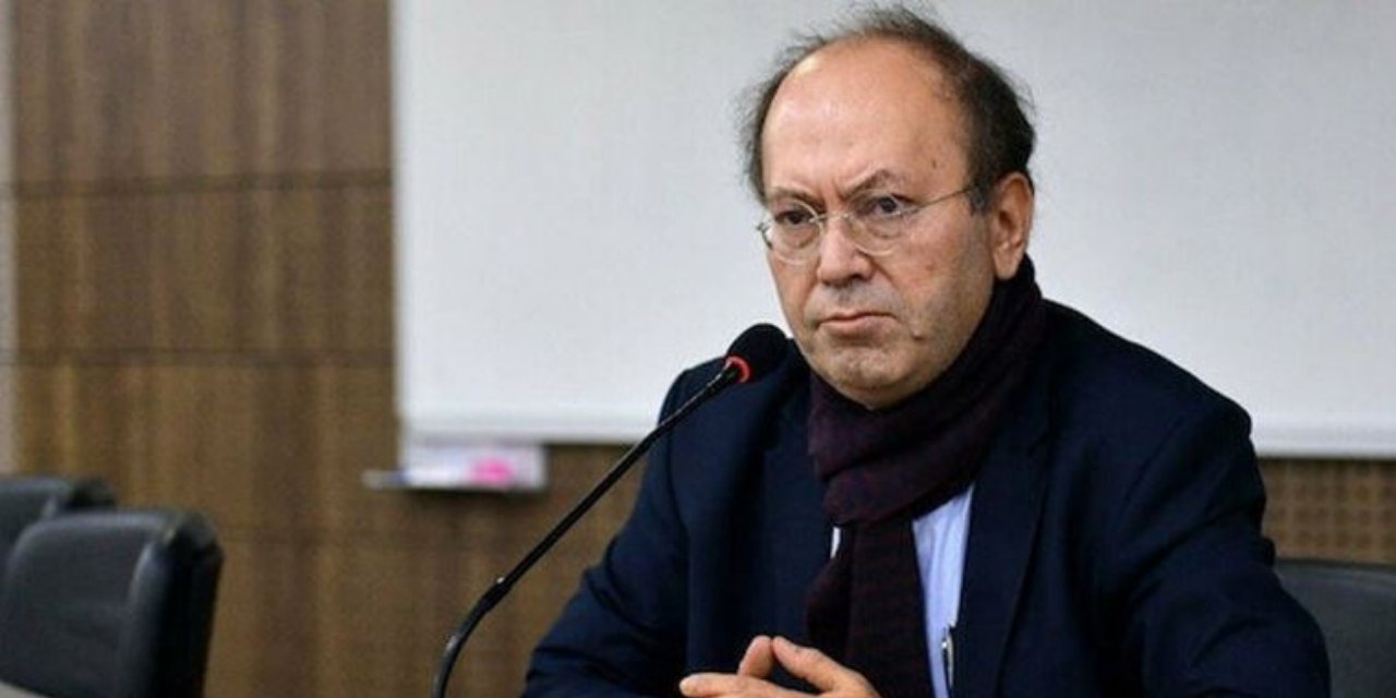 Yeni Şafak yazarı: "'Bu ülkede her zaman darbe olabilir' diyen insanları paranoyak olarak adlandıran kişiler ya salak ya da asalak"