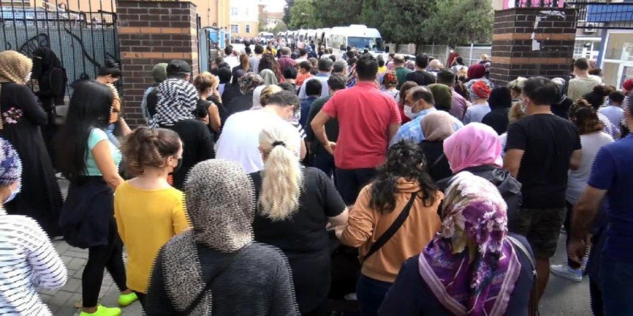 Okul çevresinde endişelendiren görüntü!