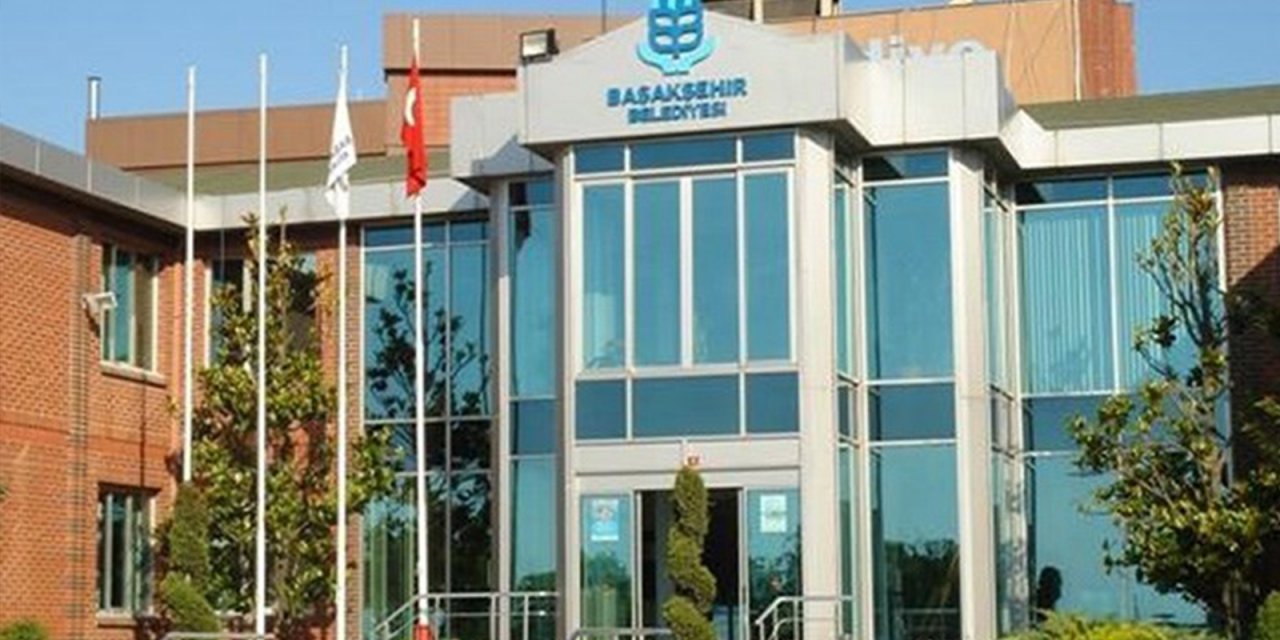 Milyonlarca liraya yeni belediye binası yaptırmıştı... AKP’li belediye borç batağında! Alacaklılar her an kapısına dayanabilir...