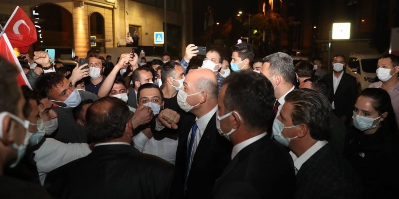 "Kendi genelgesini çiğniyor" CHP'li Ali Mahir Başarır bu görüntüye sessiz kalmadı! "Bu kişiler tespit edilerek ceza yazılacak mıdır? "