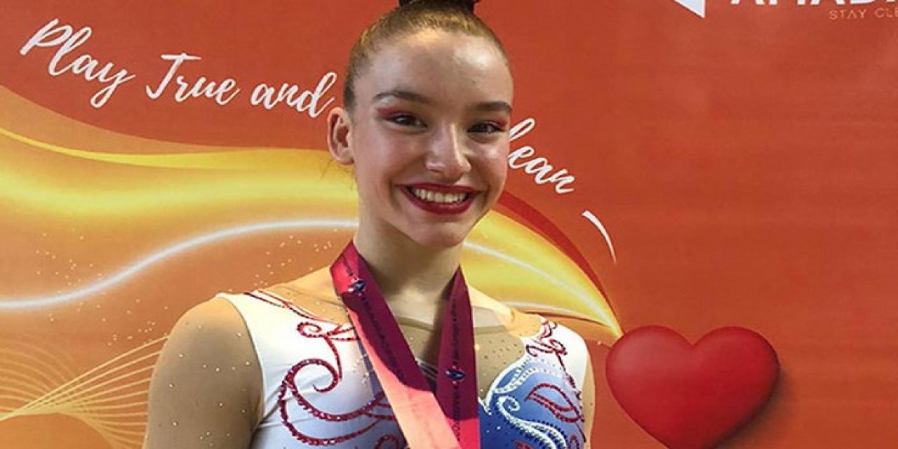 Ayşe Begüm Onbaşı'ya bir onur daha! En iyisi seçildi...