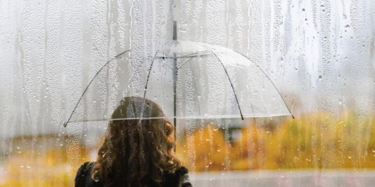 Meteoroloji uyardı! Sıcaklıklar düşecek, sağanak durmayacak!