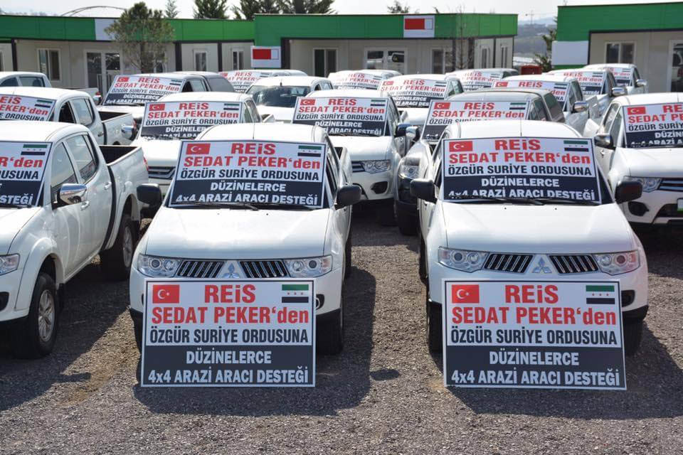 Yayınladığı 8'inci video ile yeniden gündeme geldi! İşte Sedat Peker'in Suriye'ye gönderdiği 'yardımlar'