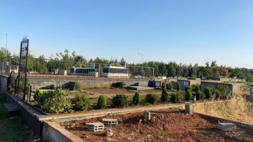 Tahir Elçi'nin kabrine saldırı!