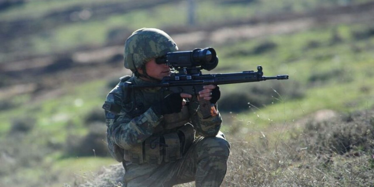 MSB duyurdu! Yol kontrolü yapan time İran sınırından roketli saldırı!