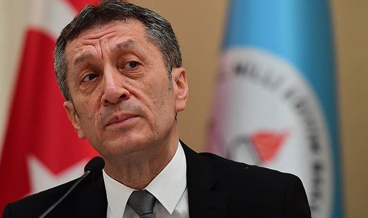 Milli Eğitim Bakanı Ziya Selçuk, okulların 5 gün açılacağı tarihi açıkladı