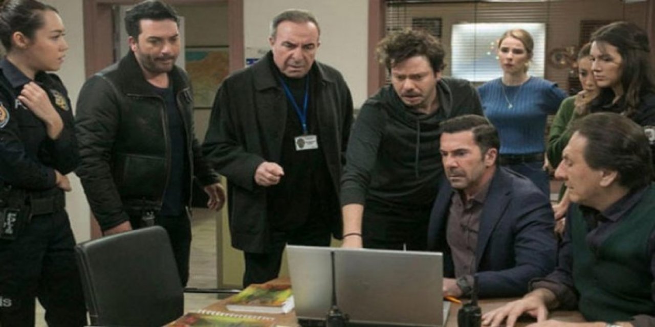 10 yaşındayken kadroya girmişti... Arka Sokaklar'da şok ayrılık! 15 yıllık oyuncu diziye veda ediyor!