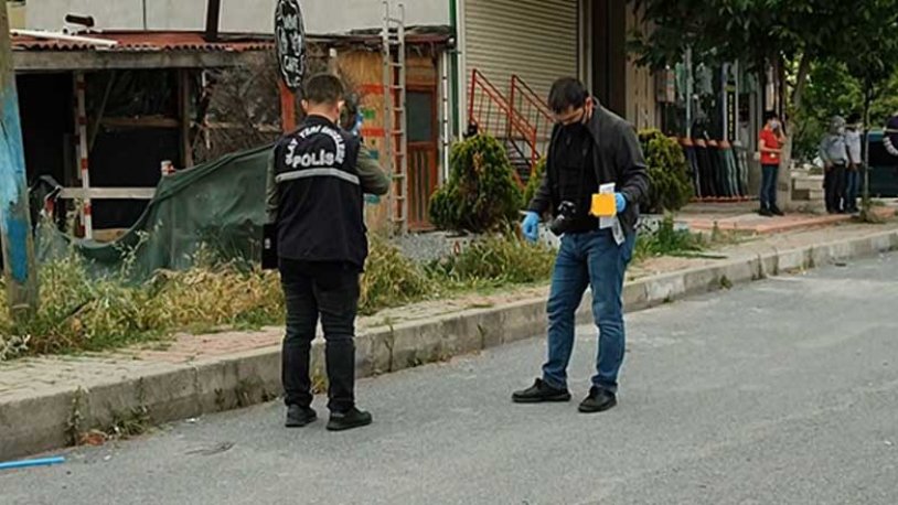 Arnavutköy'de çocuk parkının yanında silahlı çatışma! Yaralılar var