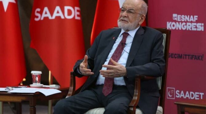 Esnaf Karamollaoğlu'na dert yandı! 'Devlet bize biraz sahip çıksın ya'