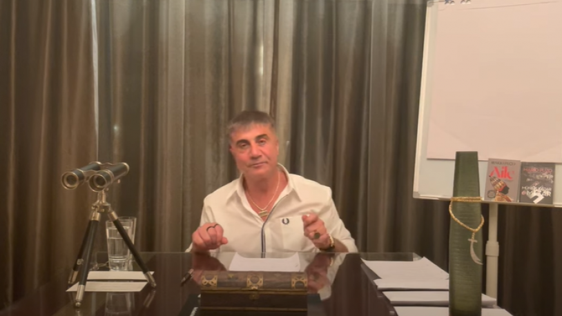 Sedat Peker 9'uncu videosunu yayınladı! 'Yaşadıkça ve yaşlandıkça değil, direndikçe büyürüz'