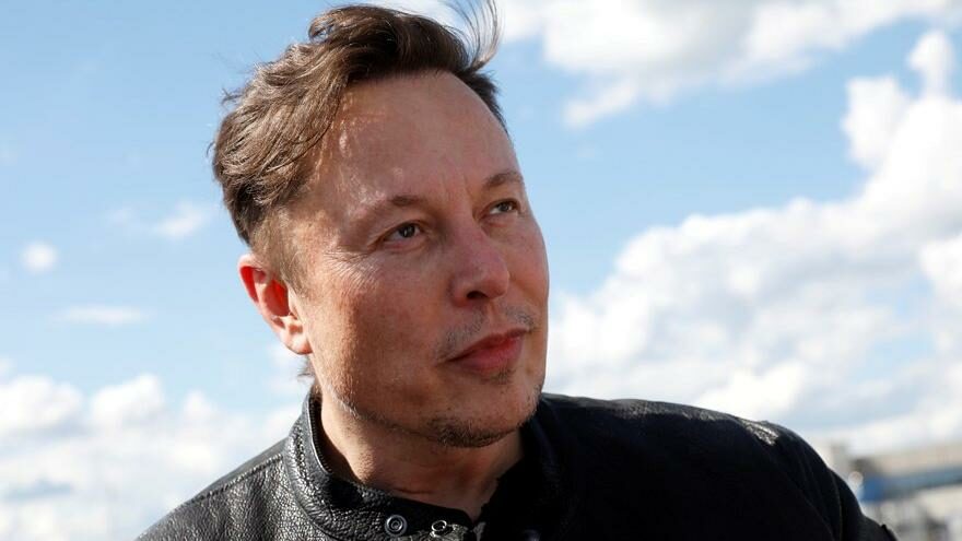 Ünlü hacker grubundan Elon Musk'a tehdit! 'Odadaki en zeki kişi olduğunu düşünebilirsin, bizi bekleyin'