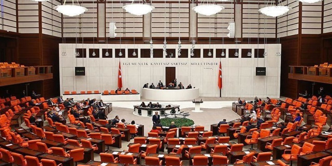 CHP’nin müsilaj önergesi reddedilmişti... AKP aynı sebepten Meclis'e önerge verdi!
