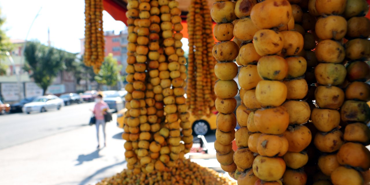 Aman dikkat! Bu meyvenin çekirdeği hastanelik ediyor...