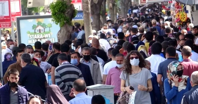 Sağlık Bakanlığı kaynakları merak edilenleri yanıtladı! Tam açılma ne zaman olacak?