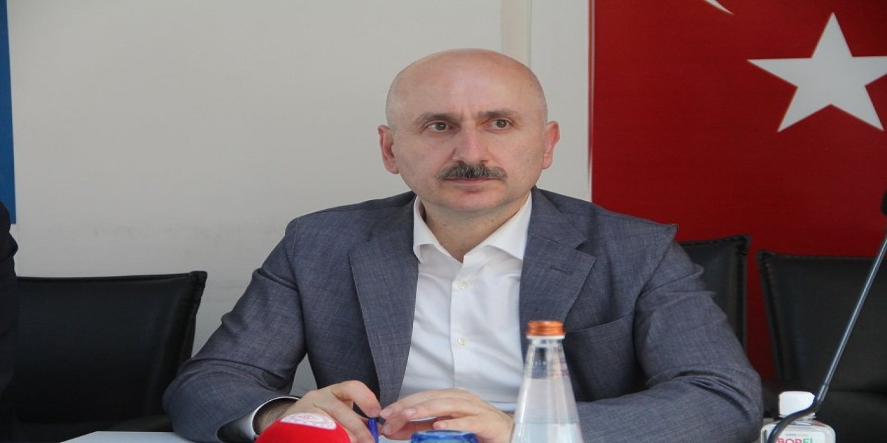 Üç yardımcısı da çift maaş alıyor... Her birinin aylık geliri: 61.766 TL