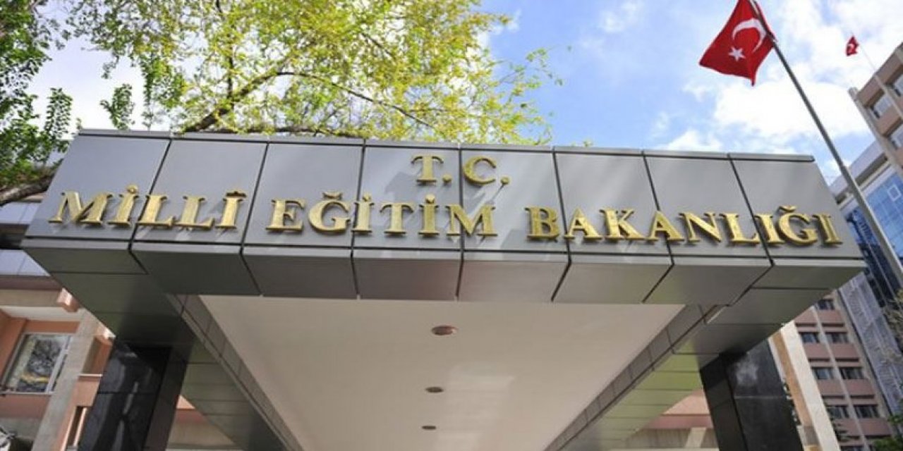 MEB'in yaptığı "yazım yanlış" olay oldu!