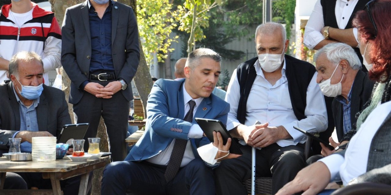 "İnternetçi abi" devreye girdi... İBB camiye internet bağladı!