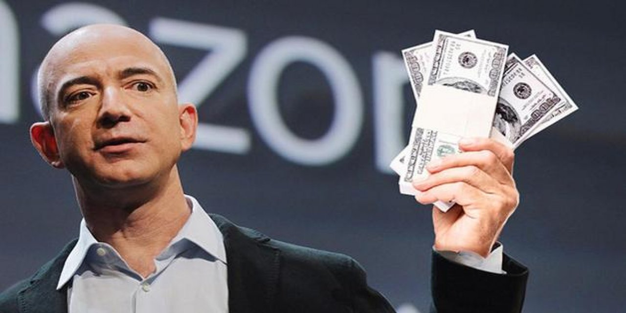 Kimin aldığı açıklanmadı ama... Uzay yolculuğunda Jeff Bezos'un yanındaki koltuk rekor fiyata satıldı!