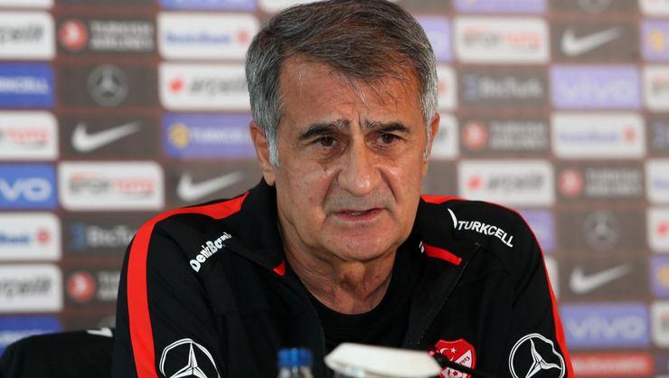 Teknik Direktör Şenol Güneş'ten değişim sinyali