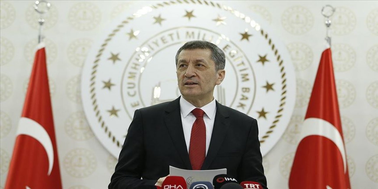 Bakan Selçuk yüz yüze eğitimi uzaktan eğitimi birlikte gerçekleştireceğimiz bir sistem kuruyoruz