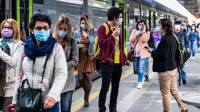 Dünya Sağlık Örgütü'nden kritik açıklama! 'Dünya genelinde Covid-19 vakaları 7 haftadır düşüşte'